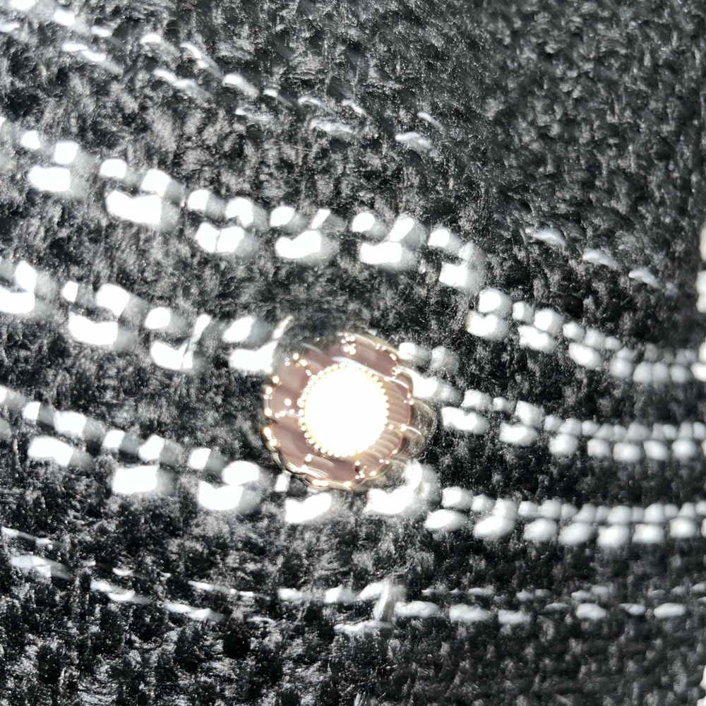 Tweed vest - Picture 3 of 4